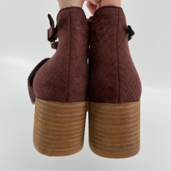 Mi.iM T-Strap Block Heels Brown Reptile Embossed Leather Pointed Toe 9 - Picture 5 of 8